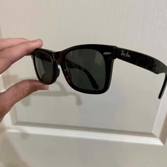 Rayban dark tortoiseshell wayfarer glasses - Picture 4 of 5